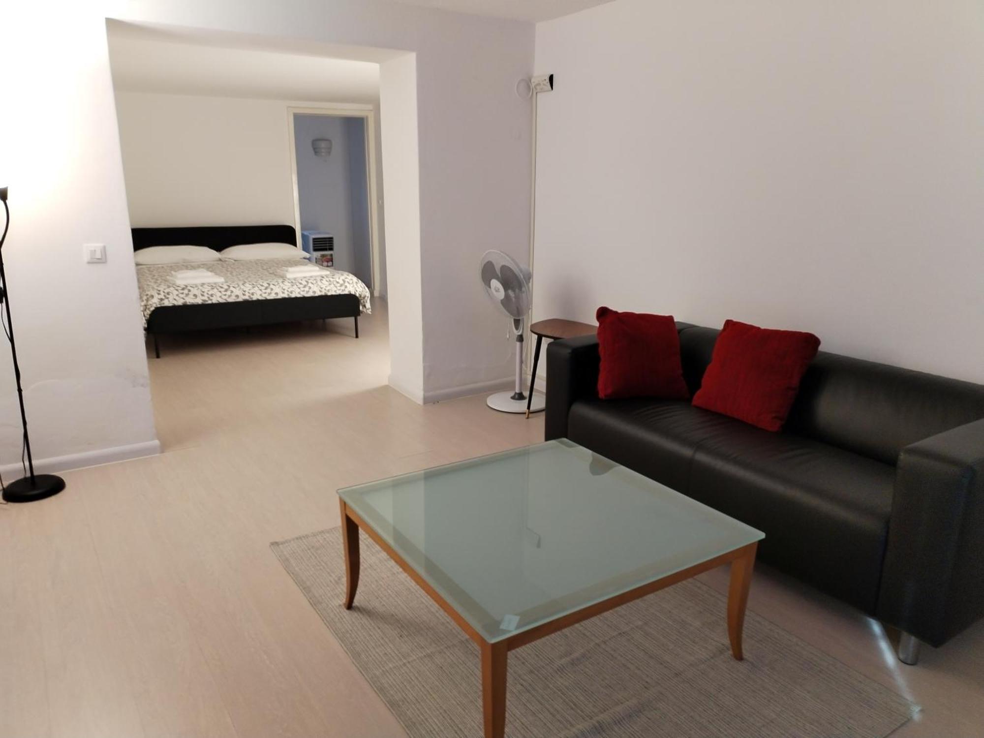 Double Room,1765896189:JPEG